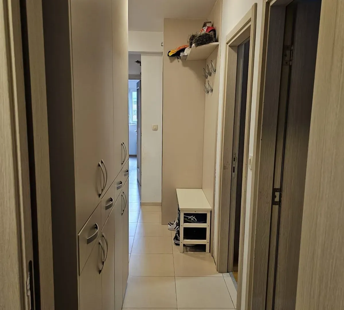 Prodaja, trosoban stan, 78m², Stari Aerodrom, Podgorica