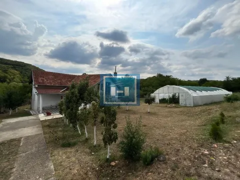 Prodaja, kuća, 120m², Donje Štiplje, Jagodina - image 17