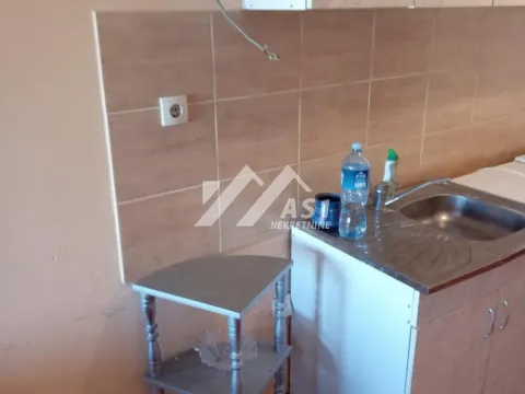 Izdavanje, jednosoban stan, 30m², Centar, Novi Sad - image 6