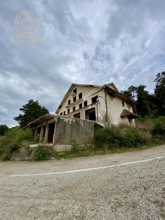 Prodaja, ugostiteljski objekat, 1600m², Merošina, Niš