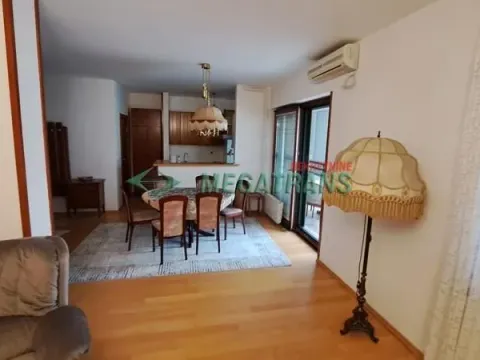 Izdavanje, četvorosoban stan, 104m², Novi Sad Sve Podlokacije, Novi Sad - image 12