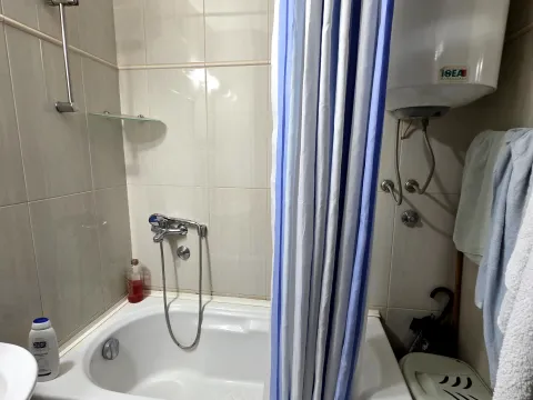 Prodaja, jednosoban stan, 44m², Stari Aerodrom, Podgorica - image 11