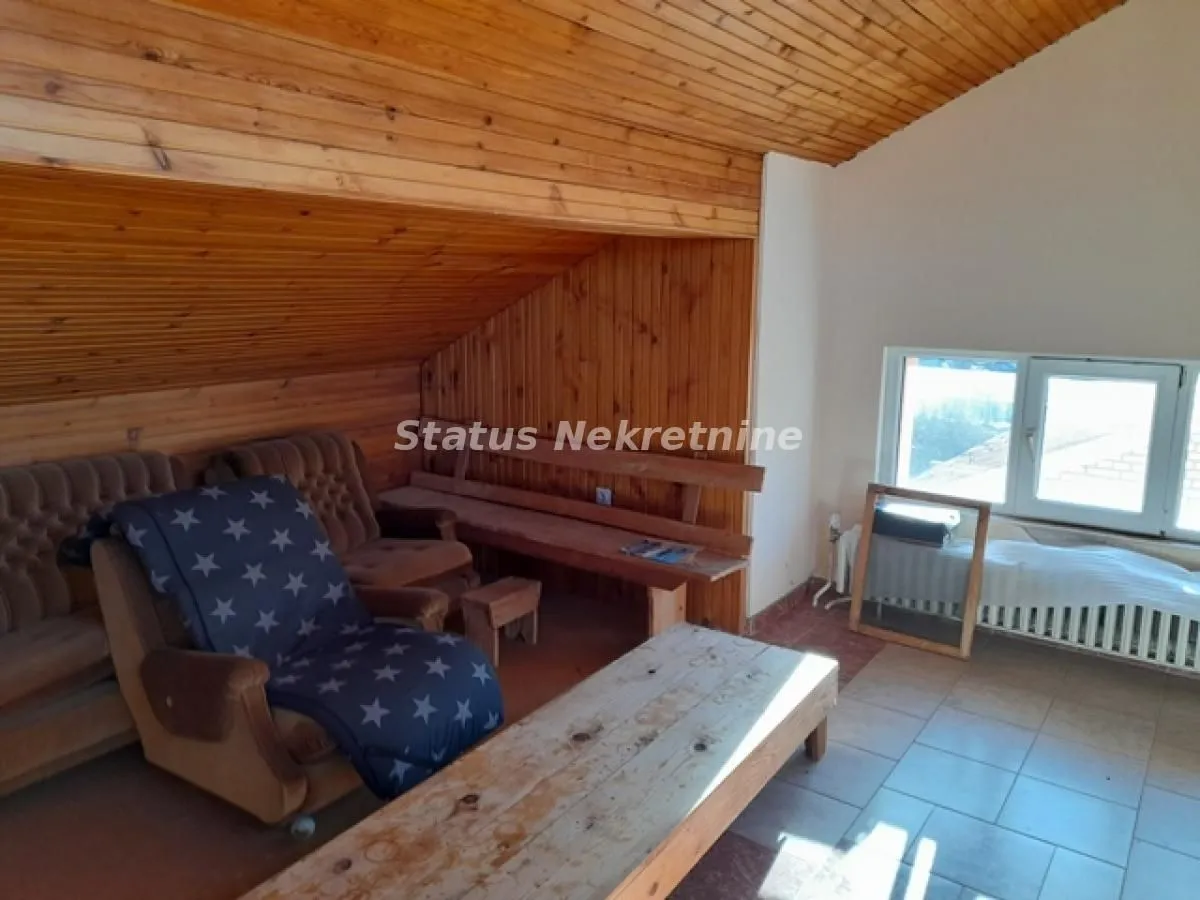 Prodaja, kuća, 360m², Sremska Kamenica, Petrovaradin