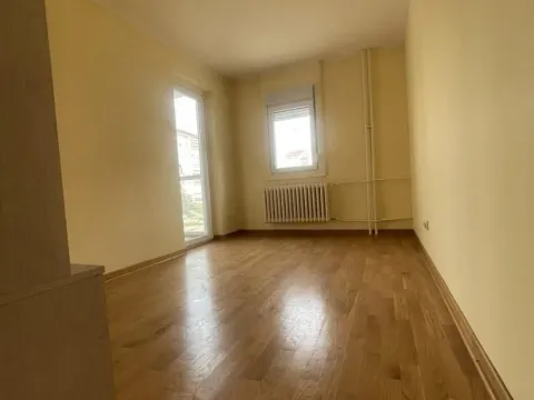 Rent, four bedroom apartment, 85m², Novi Beograd Blok 71, Novi Beograd Sve Podlokacije - image 2