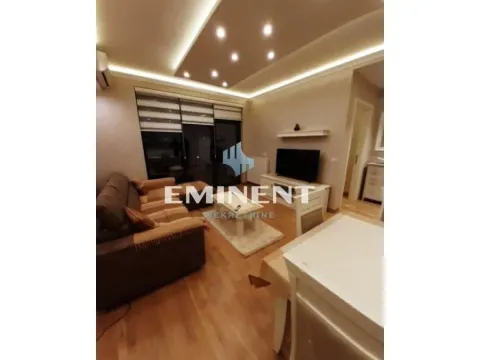 Rent, two bedroom apartment, 55m², Savski Venac, Beograd - image 3