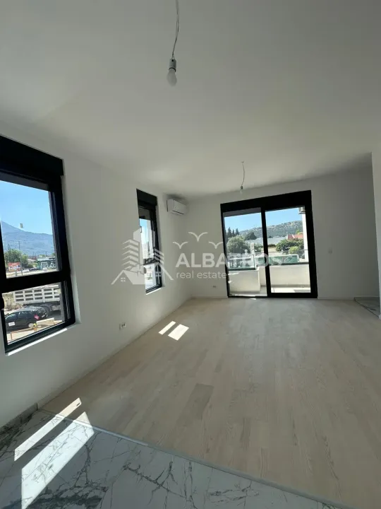 Prodaja, jednosoban stan, 47m², Bjeliši, Bar