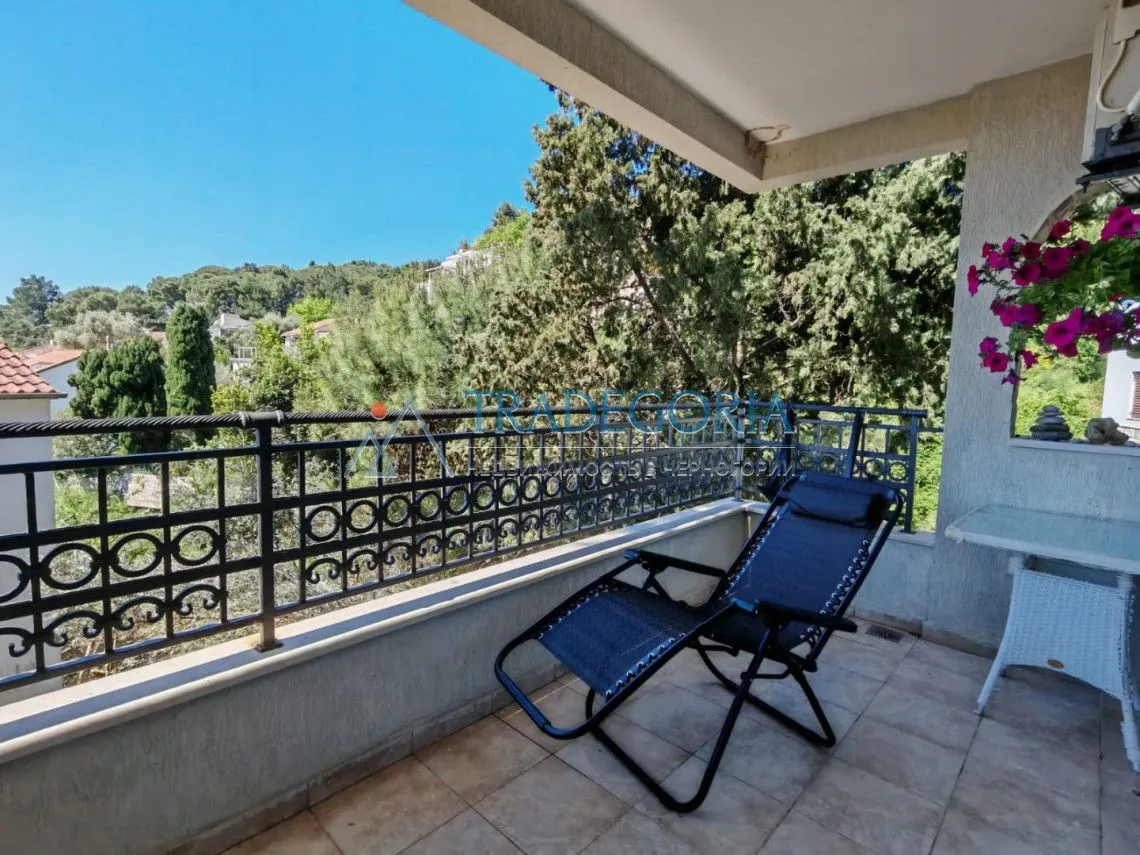 Prodaja, dvosoban stan, 85m², Petrovac, Budva