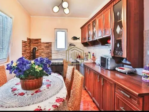 Prodaja, kuća, 213m², Polje, Bar - image 6