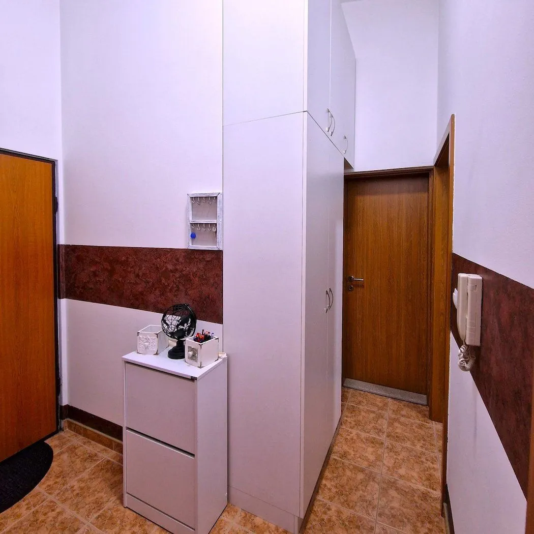 Izdavanje, stan, 45m², Zabjelo, Podgorica