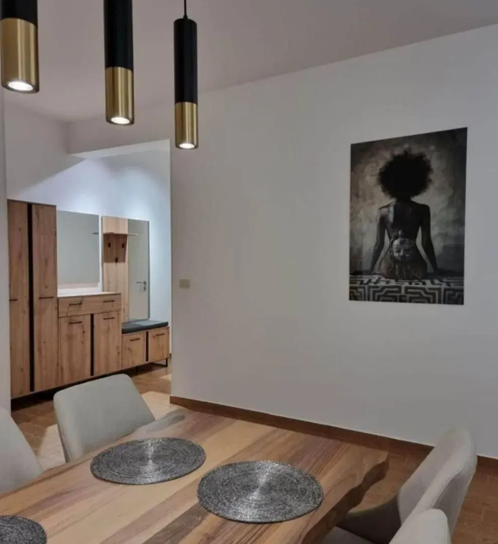 Sale, two bedroom apartment, 81m², Bečići, Budva