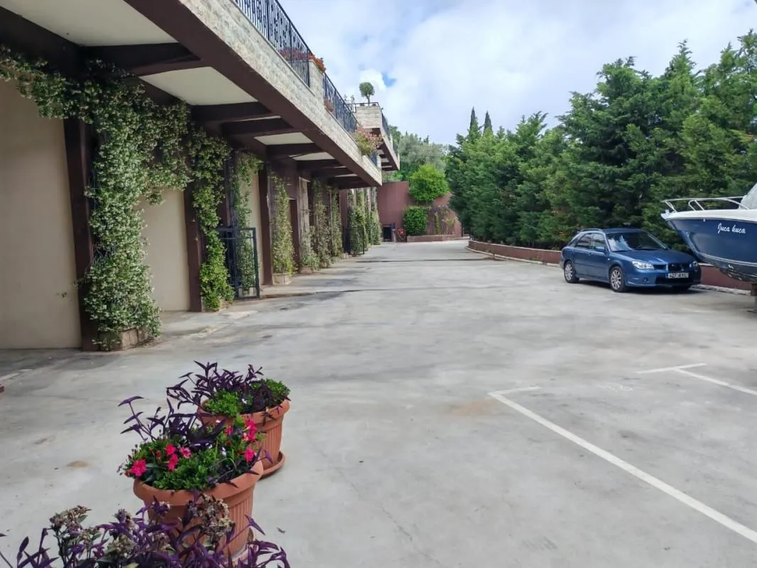 Prodaja, garsonjera, 47m², Reževići, Budva