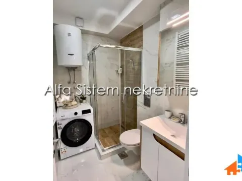 Izdavanje, dvosoban stan, 47m², Vračar Sve Podlokacije, Beograd - image 15
