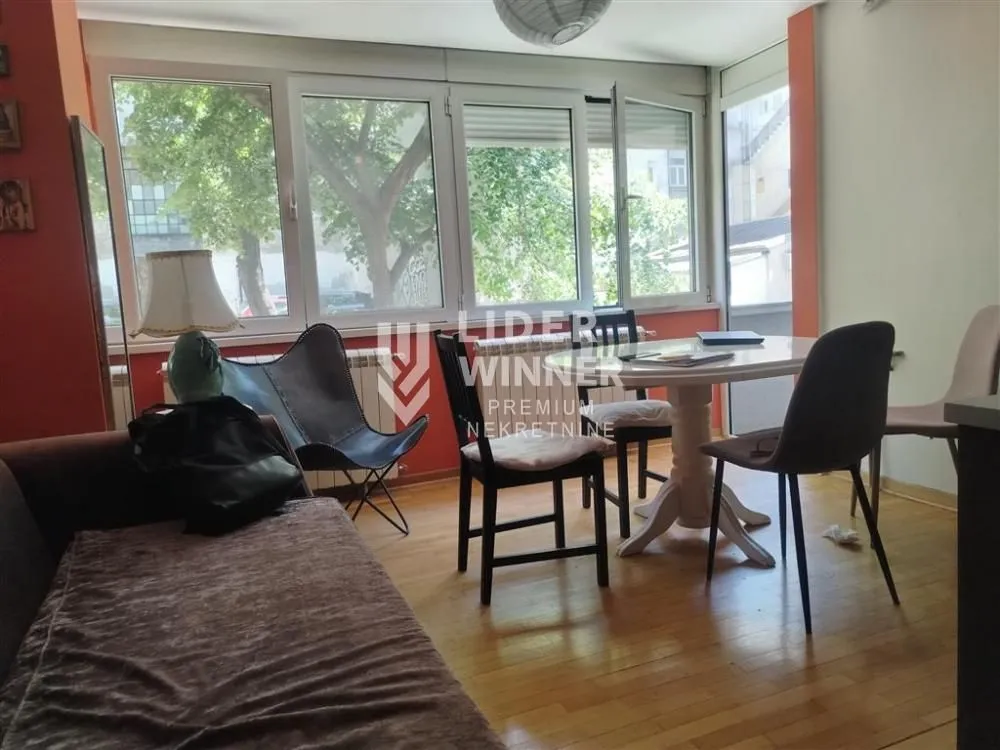 Sale, two bedroom apartment, 60m², Stari Grad, Beograd