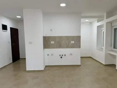 Prodaja, jednosoban stan, 80m², Preko Morače, Podgorica - image 5