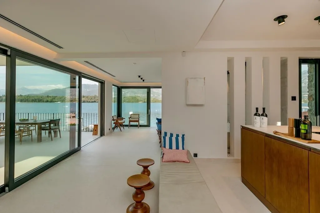 Prodaja, kuća, 676m², Tivat, Crna Gora