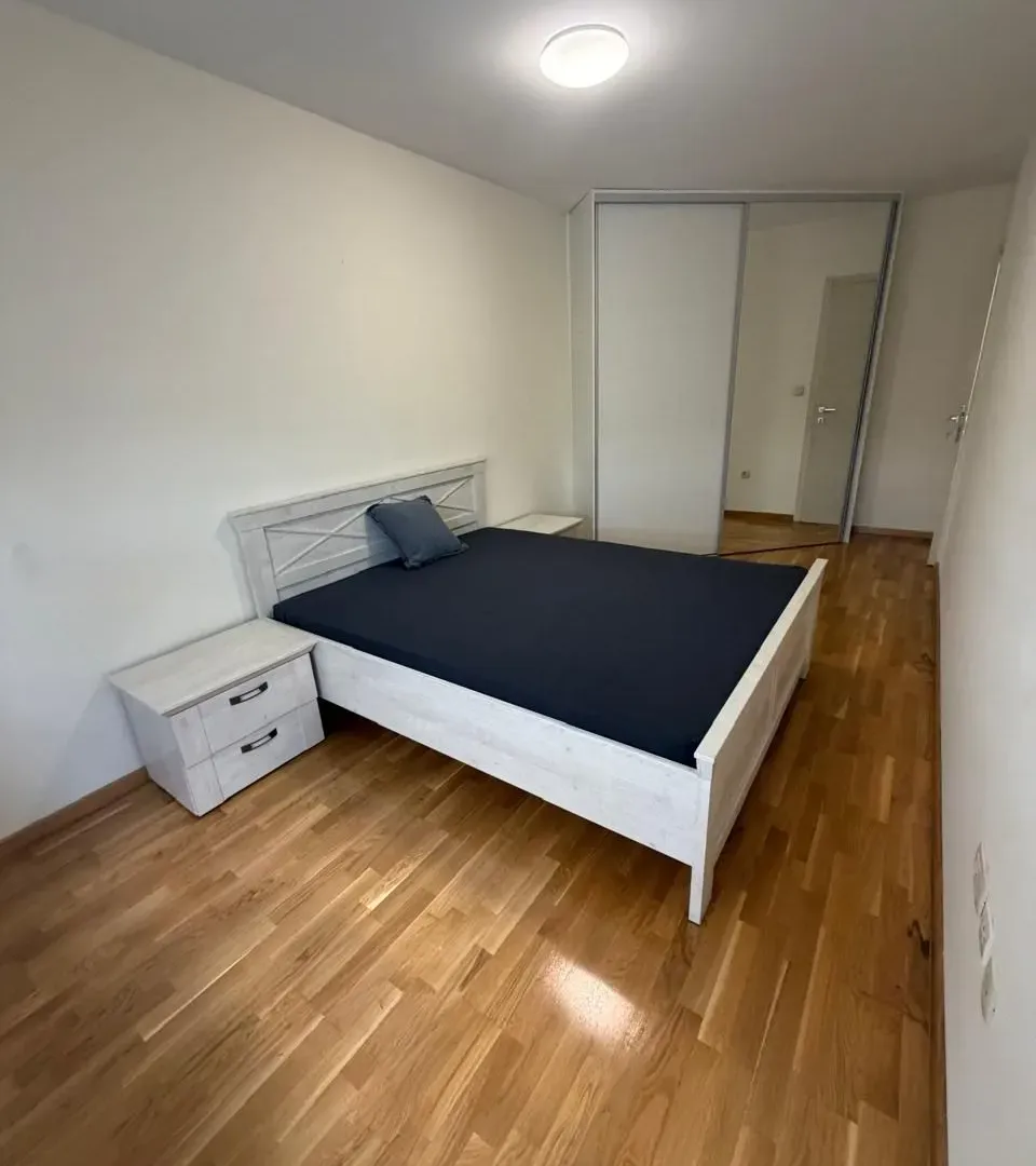 Izdavanje, dvosoban stan, 75m², Zagorič, Podgorica