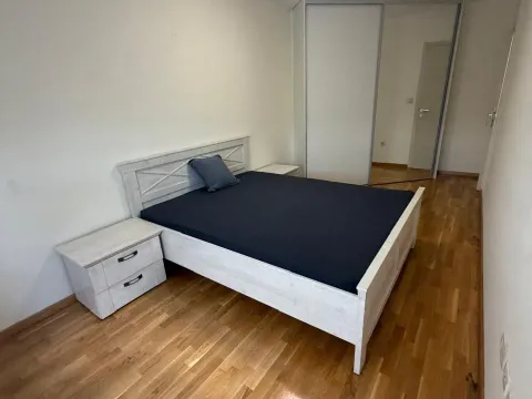 Izdavanje, dvosoban stan, 75m², Zagorič, Podgorica - image 16