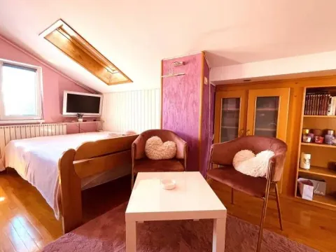 Rent, three bedroom apartment, 140m², Cerak, Beograd - image 14