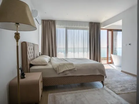 Rent, house, 670m², Krimovica, Kotor - image 9