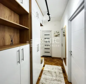 Rent, three bedroom apartment, 50m², Brace Jerković, Voždovac Sve Podlokacije - image 6
