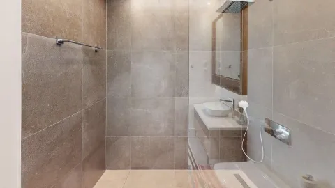 Prodaja, dvosoban stan, 73m², Tivat, Crna Gora - image 18
