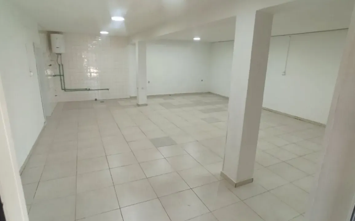 Rent, office space, 120m², Zagorič, Podgorica