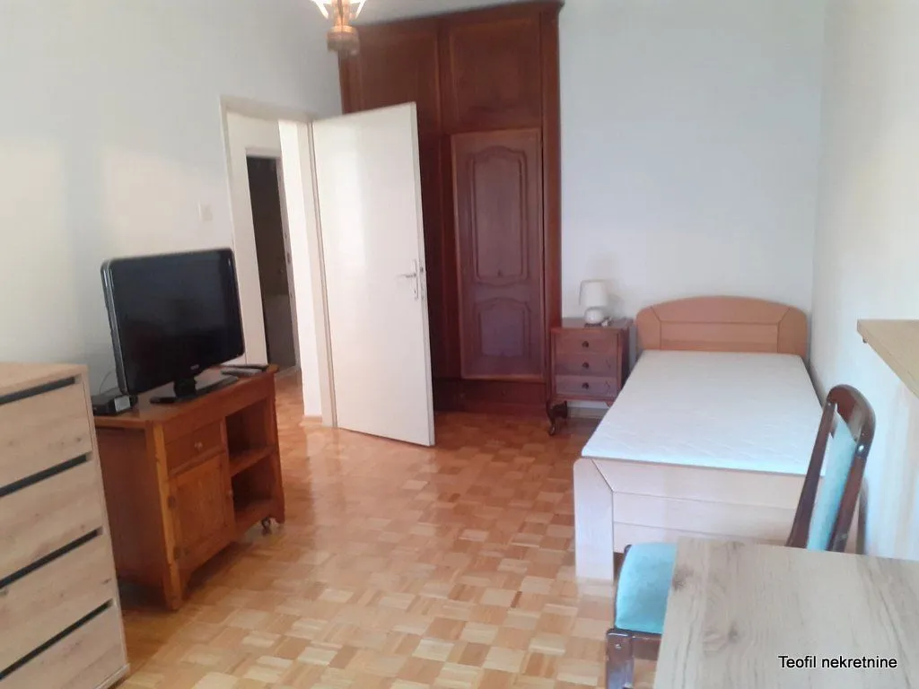 Rent, four bedroom apartment, 106m², Palilula, Niš