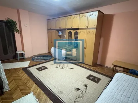 Izdavanje, kuća, 50m², Centar, Jagodina - image 4