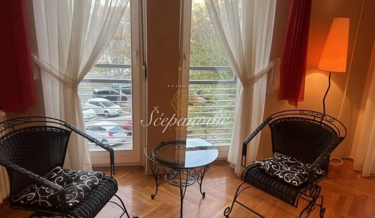 Prodaja, trosoban stan, 85m², Bulevar Oslobodjenja, Novi Sad Sve Podlokacije