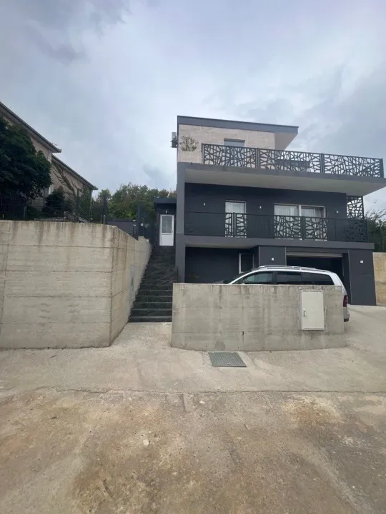 Sale, house, 168m², Zelenika, Herceg Novi