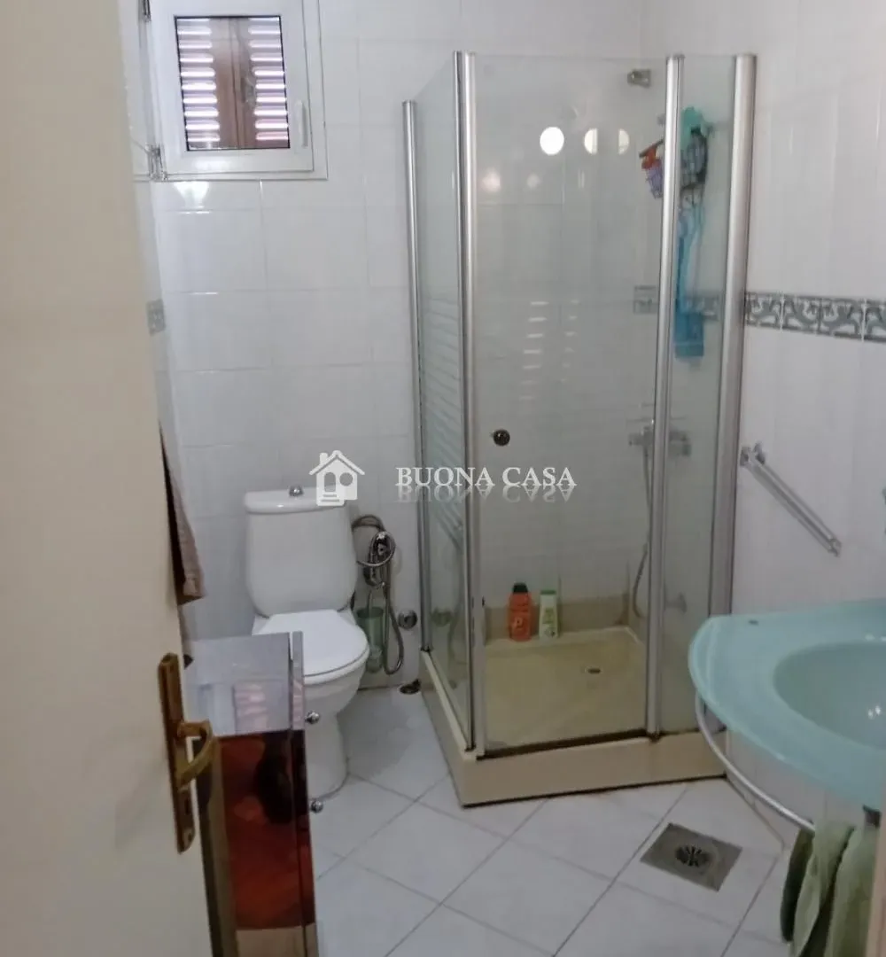 Sale, four bedroom apartment, 161m², Voždovac Sve Podlokacije, Beograd