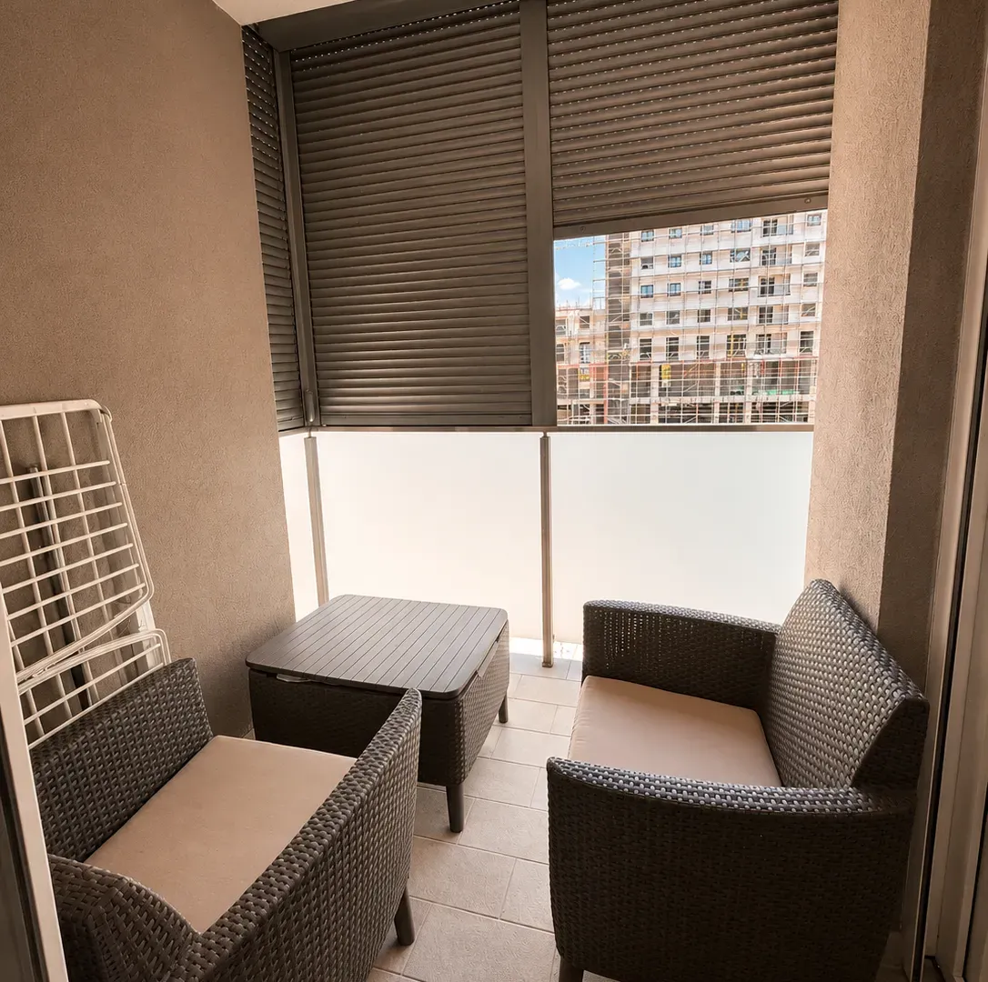 Izdavanje, dvosoban stan, 64m², Pobrežje, Podgorica
