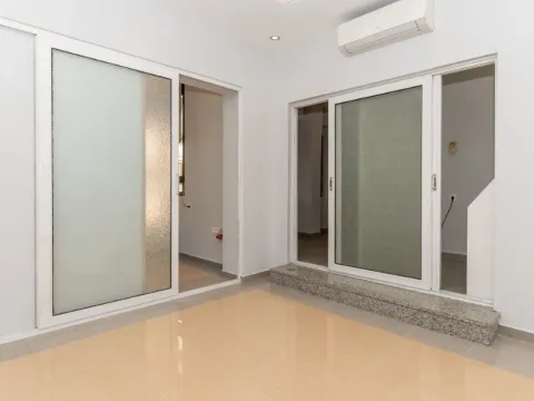 Rent, office space, 87m², Podgorica, Crna Gora - image 7