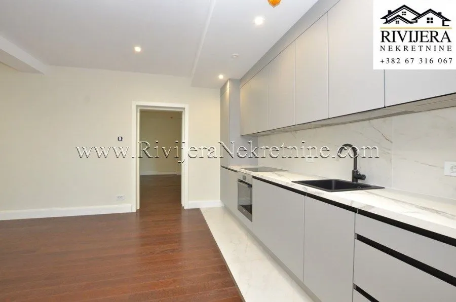 Prodaja, trosoban stan, 165m², Đenovići, Herceg Novi