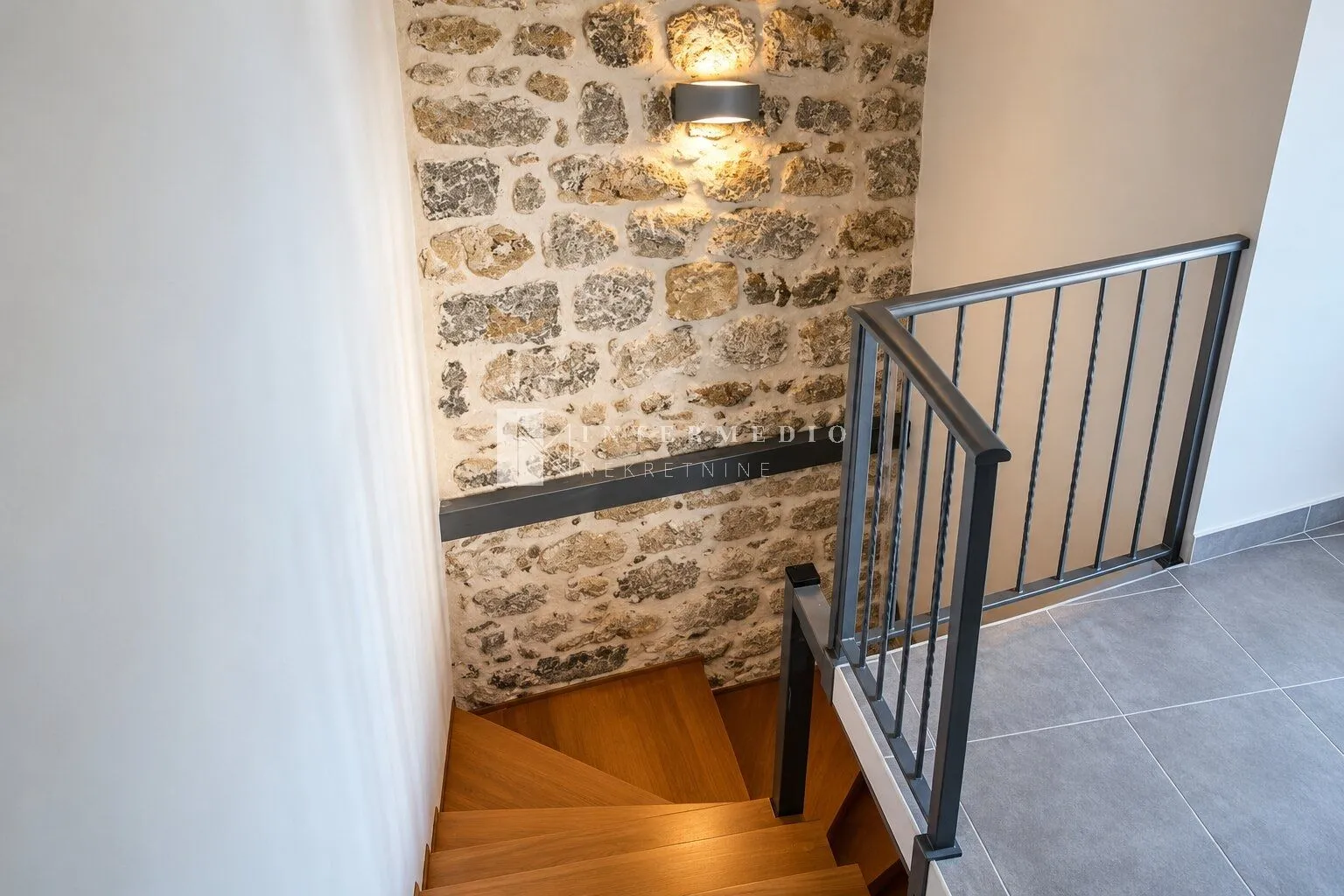 Prodaja, kuća, 190m², Perast, Kotor