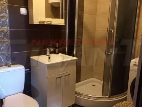 Prodaja, stan, 160m², Severni Bulevar, Zvezdara Sve Podlokacije - image 10