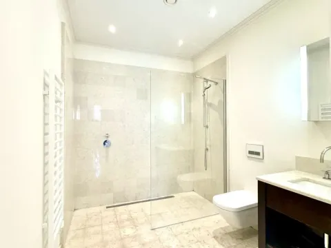 Sale, three bedroom apartment, 223m², Porto Montenegro, Tivat - image 18