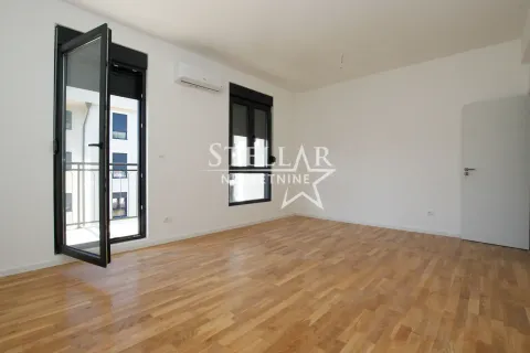 Prodaja, dvosoban stan, 64m², Tološi, Podgorica - image 2