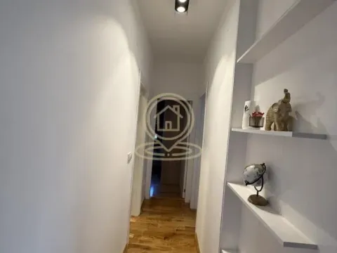 Rent, three bedroom apartment, 57m², Južni Bulevar, Vračar Sve Podlokacije - image 4
