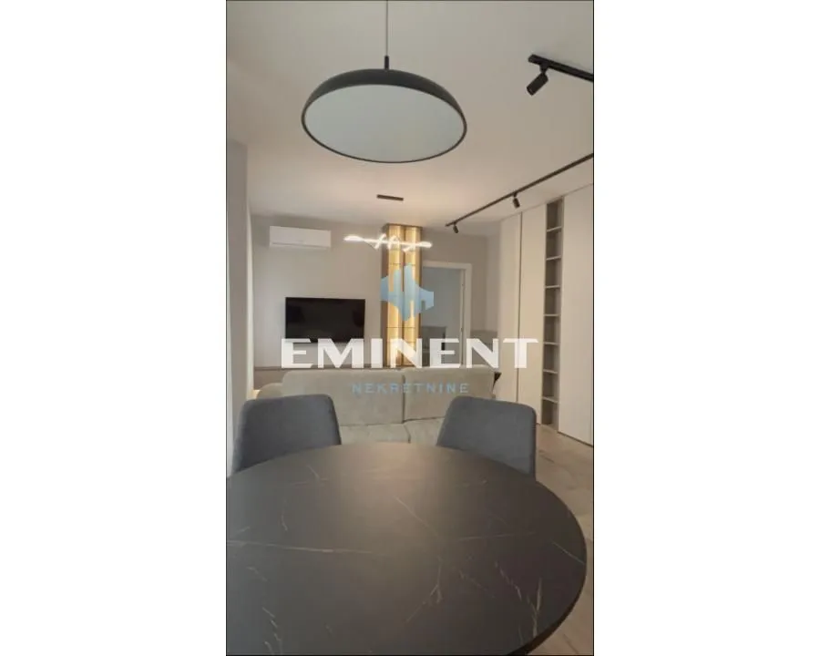 Izdavanje, stan, 38m², Banovo Brdo, Beograd