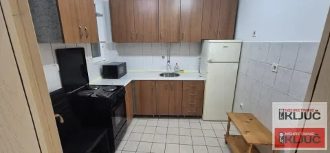 Izdavanje, dvosoban stan, 56m², Bulevar Oslobodjenja, Novi Sad Sve Podlokacije - image 5