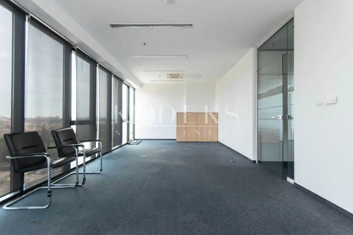 Rent, office space, 318m², Preko Morače, Podgorica