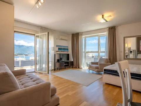 Sale, two bedroom apartment, 75m², Gospoština, Budva - image 4