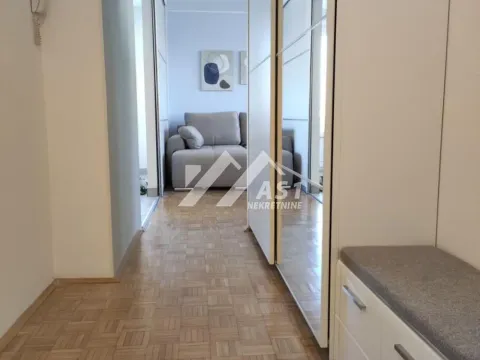 Rent, two bedroom apartment, 60m², Bulevar Oslobodjenja, Novi Sad Sve Podlokacije - image 4