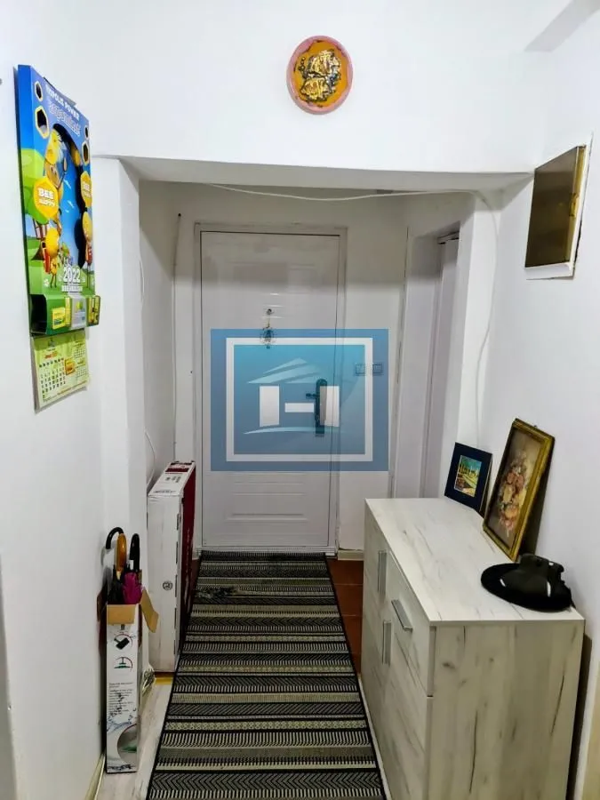 Prodaja, jednosoban stan, 50m², Centar, Paraćin