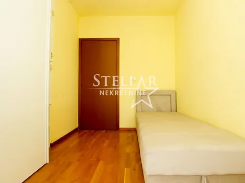 Rent, two bedroom apartment, 68m², City Kvart, Podgorica - image 9