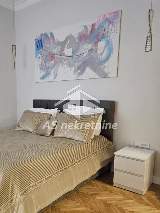 Rent, three bedroom apartment, 107m², Tašmajdan, Palilula Sve Podlokacije