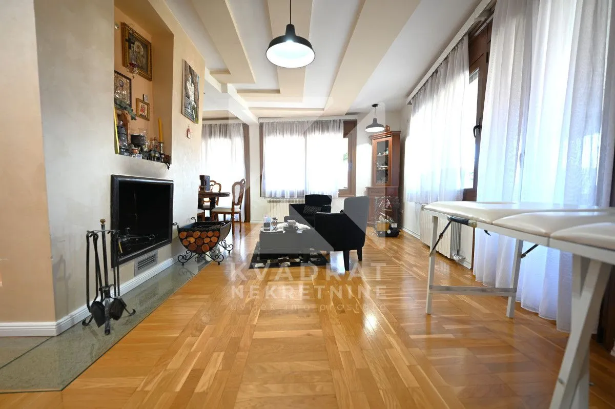 Prodaja, kuća, 387m², Donji Kokoti, Podgorica
