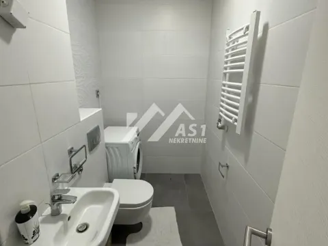 Izdavanje, trosoban stan, 76m², Adamovićevo Naselje, Novi Sad Sve Podlokacije - image 8