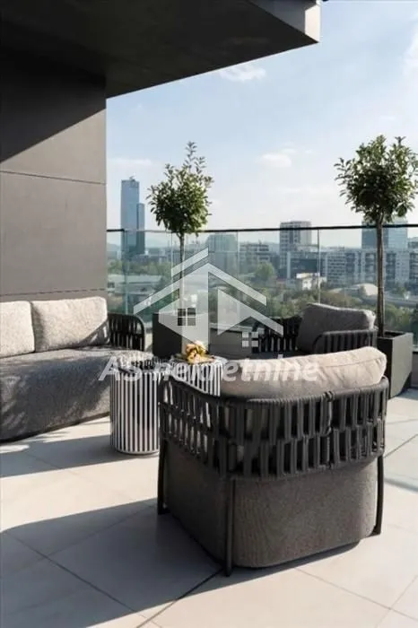 Izdavanje, četvorosoban stan, 450m², Tošin bunar, Novi Beograd Sve Podlokacije